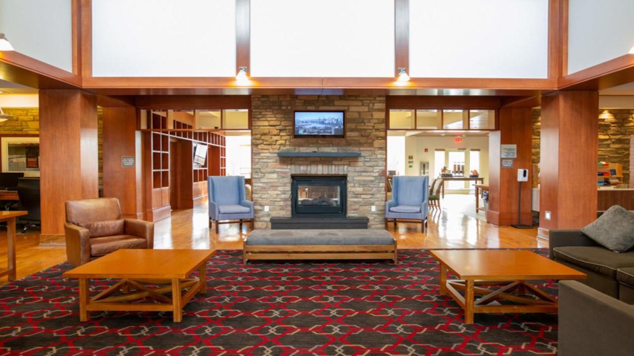 Holiday Inn Express Columbus Airport Easton Экстерьер фото